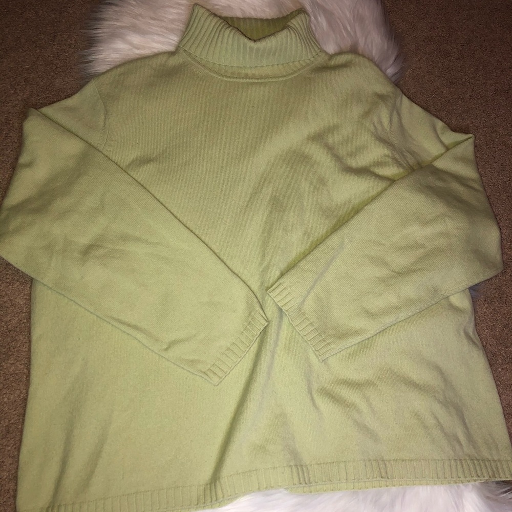 Talbots Womens 100% cashmere turtleneck sweater